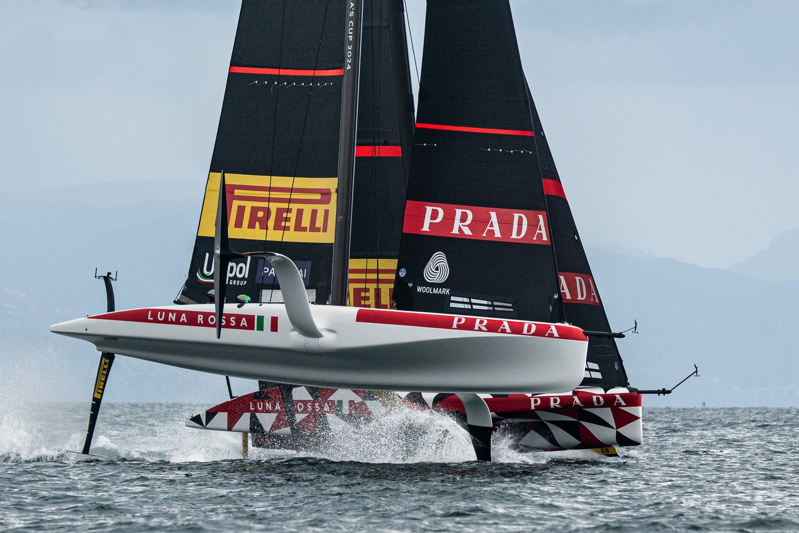 Americas Cup AC40s: Welcome to the Club - Catamaran Racing, News & Design